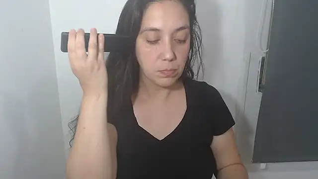 Snapshot of lulitasexy chatting on 01-12-25, 11:04 lulitasexy online show from 01-12-25, 11:04