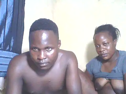 Snapshot of Dark_Queenchocolate chatting on 09-13-25, 09:59 Dark Queenchocolate online show from 09-13-25, 09:59