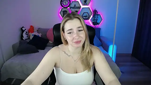 SabrinViolet online show from 11-12-25, 09:46