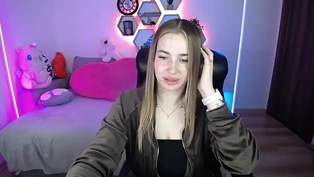 SabrinViolet online show from 05-09-26, 08:07