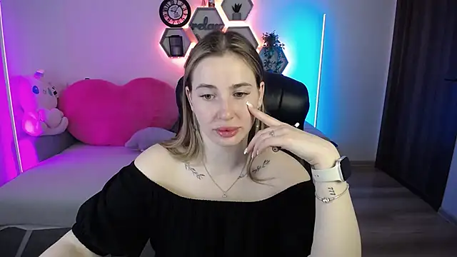 SabrinViolet online show from 06-20-26, 08:08