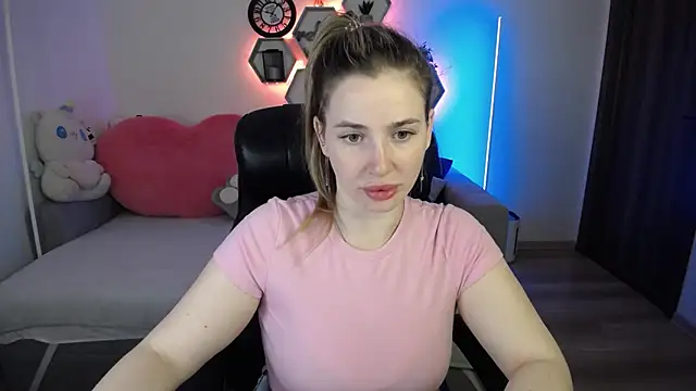 SabrinViolet online show from 06-21-26, 08:09