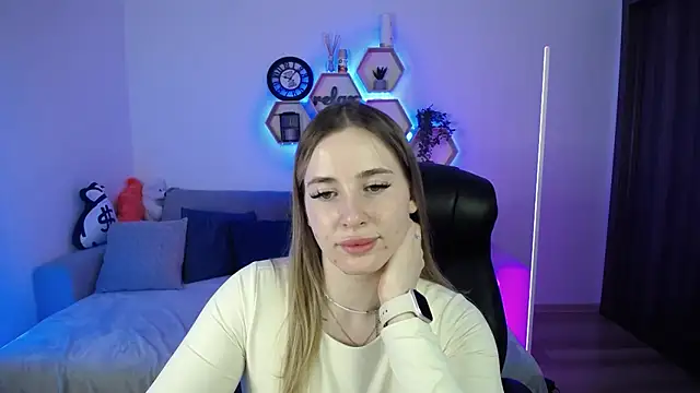 SabrinViolet online show from 03-30-26, 08:05