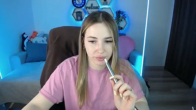 SabrinViolet online show from 03-18-26, 09:12