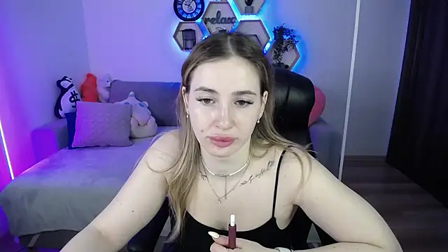 SabrinViolet online show from 03-23-26, 09:09