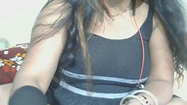 Cute Ruhi99 online show from 03-18-26, 06:27