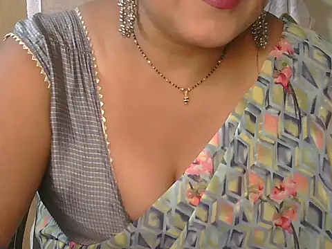 Cute Ruhi99 online show from 11-04-25, 05:55