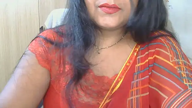 Snapshot of Cute_Ruhi99 chatting on 10-07-25, 09:10 Cute Ruhi99 online show from 10-07-25, 09:10