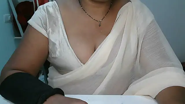 Cute Ruhi99 online show from 07-13-26, 08:13