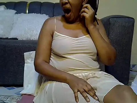 Sexy Kezzy online show from 02-12-26, 10:20