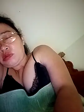 Snapshot of Sexy-asslove90 chatting on 10-09-25, 08:42 Sexy-asslove90 online show from 10-09-25, 08:42