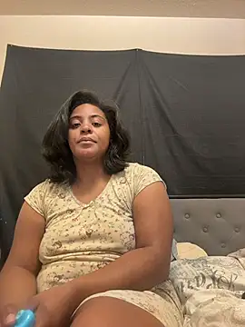 prettlovely14 online show from 12-22-25, 07:58