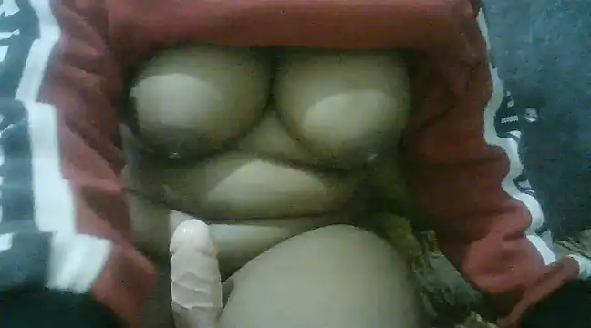 Snapshot of finessgoddess chatting on 02-04-25, 11:38 finessgoddess online show from 02-04-25, 11:38