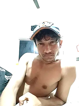 Snapshot of Indiandaddy11 chatting on 02-17-25, 06:28 Indiandaddy11 online show from 02-17-25, 06:28