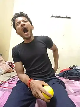 Indiandaddy11 online show from 07-02-26, 05:41
