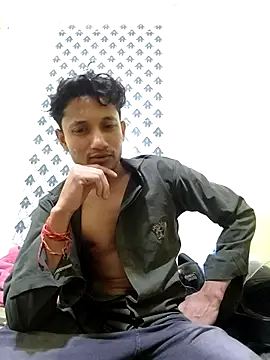 Snapshot of Indiandaddy11 chatting on 10-21-25, 05:23 Indiandaddy11 online show from 10-21-25, 05:23