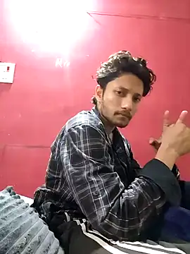 Snapshot of Indiandaddy11 chatting on 01-31-25, 01:02 Indiandaddy11 online show from 01-31-25, 01:02