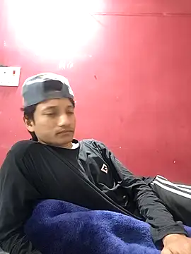 Snapshot of Indiandaddy11 chatting on 02-02-25, 10:46 Indiandaddy11 online show from 02-02-25, 10:46