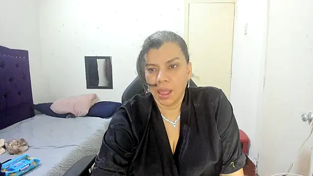 vikyadams online show from 10-25-25, 11:20