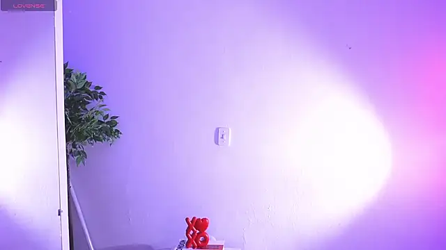 catalina  lovers online show from 03-17-26, 08:56