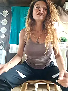 vampvanna23 online show from 09-09-25, 01:09