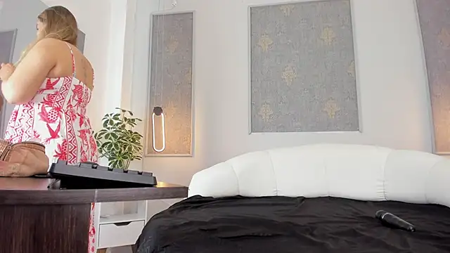 Sara Gomez online show from 03-15-26, 02:57