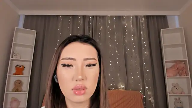 tinki winkii online show from 11-20-25, 04:35