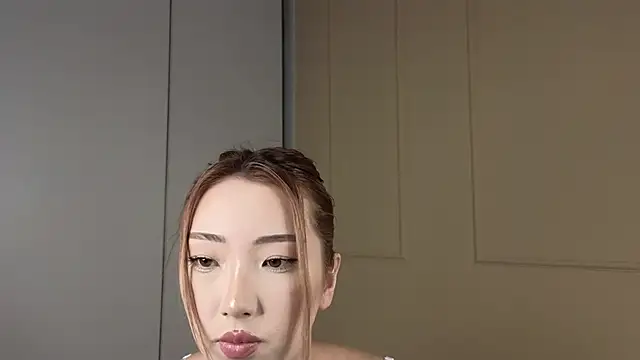 tinki winkii online show from 09-19-25, 06:06