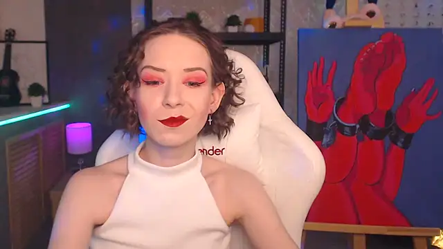 Snapshot of FascinatingEyess chatting on 02-16-26, 11:09 FascinatingEyess online show from 02-16-26, 11:09