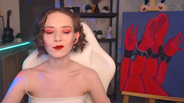 Snapshot of FascinatingEyess chatting on 02-06-26, 06:26 FascinatingEyess online show from 02-06-26, 06:26