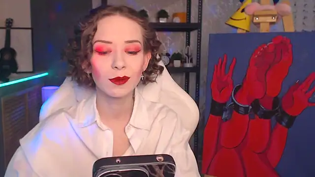 Snapshot of FascinatingEyess chatting on 02-19-26, 09:01 FascinatingEyess online show from 02-19-26, 09:01