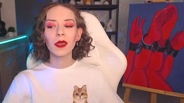 Snapshot of FascinatingEyess chatting on 12-17-25, 12:04 FascinatingEyess online show from 12-17-25, 12:04