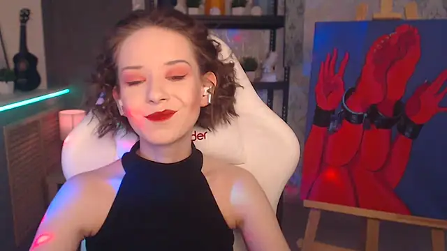 Snapshot of FascinatingEyess chatting on 02-27-25, 03:40 FascinatingEyess online show from 02-27-25, 03:40