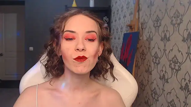 FascinatingEyess online show from 06-01-26, 07:13