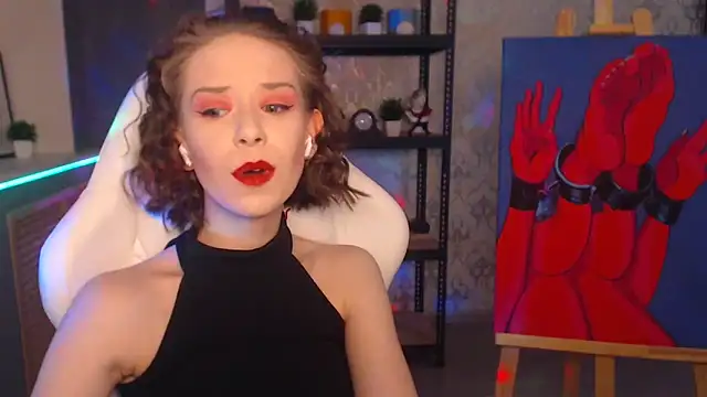 Snapshot of FascinatingEyess chatting on 01-14-25, 11:05 FascinatingEyess online show from 01-14-25, 11:05