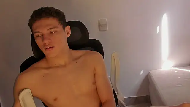 laurent nova online show from 02-14-26, 06:52