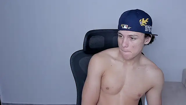 laurent nova online show from 11-28-25, 06:19