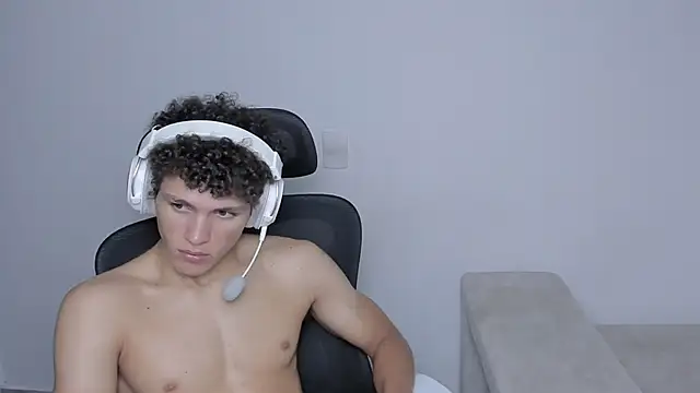 laurent nova online show from 09-13-25, 12:16