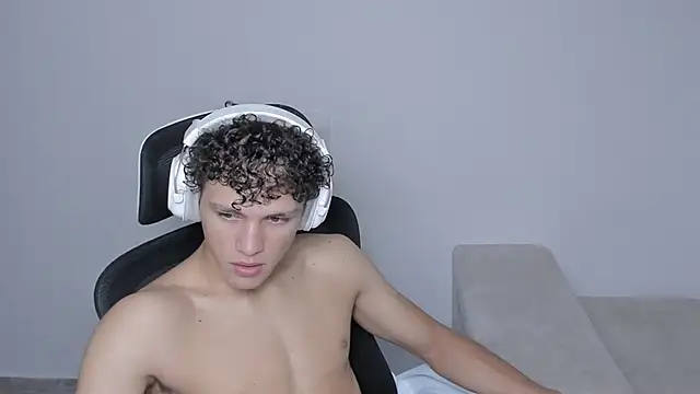 laurent nova online show from 09-15-25, 07:14