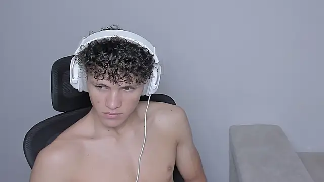 laurent nova online show from 09-22-25, 07:53