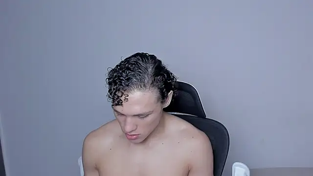 laurent nova online show from 11-17-25, 08:24