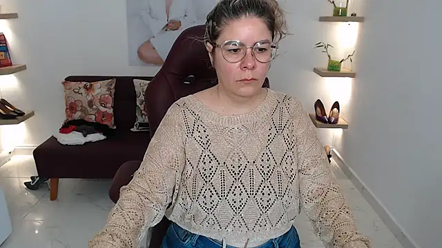 zehra sanem online show from 02-08-26, 04:15