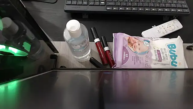 zehra sanem online show from 11-18-25, 05:27