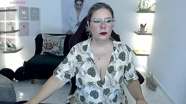 zehra sanem online show from 05-27-26, 03:19