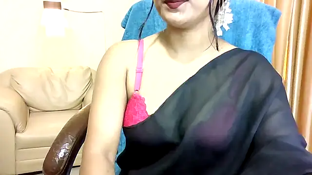 Queenhimanshi online show from 05-14-26, 07:27