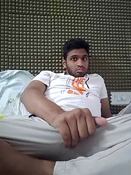 Snapshot of mykecockslong chatting on 02-08-26, 06:05 mykecockslong online show from 02-08-26, 06:05