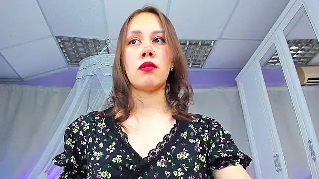Snapshot of SofiaSolar chatting on 02-24-25, 11:21 SofiaSolar online show from 02-24-25, 11:21