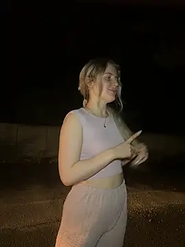 Holly-Glamour online show from 06-27-26, 10:27