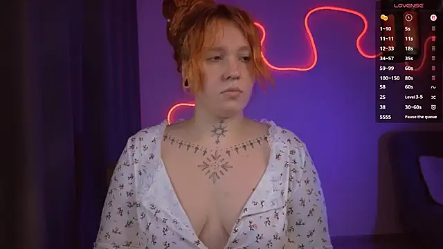 The Full Red Moon online show from 04-12-26, 03:04