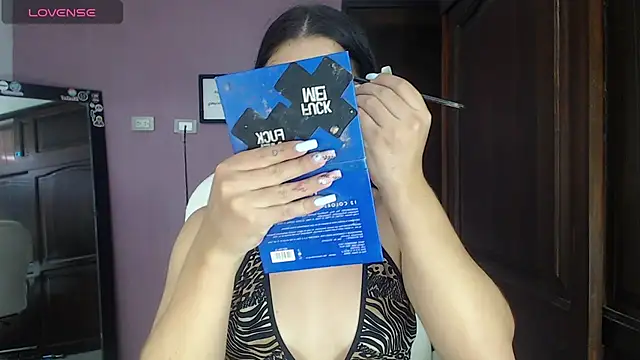 Luciana Ortiz1 online show from 12-20-24, 12:16